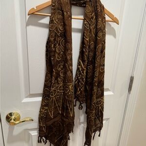 Brown and Gold Patterned Scarf